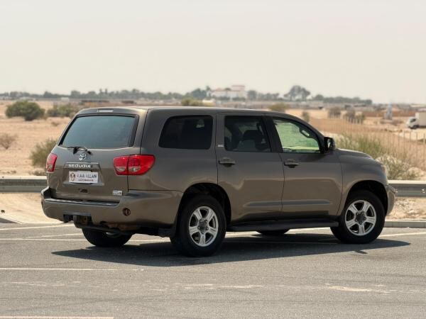 Toyota Sequoia SR5 2012 - 4