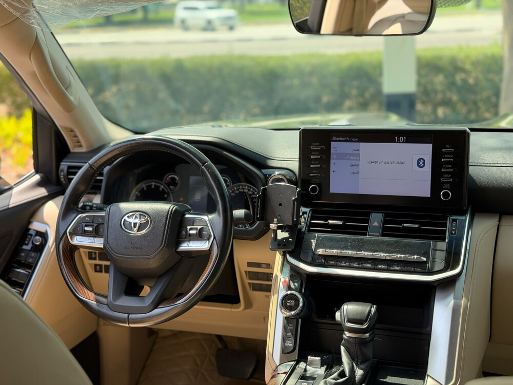 Toyota Land Cruiser GXR Twin Turbo  - 13