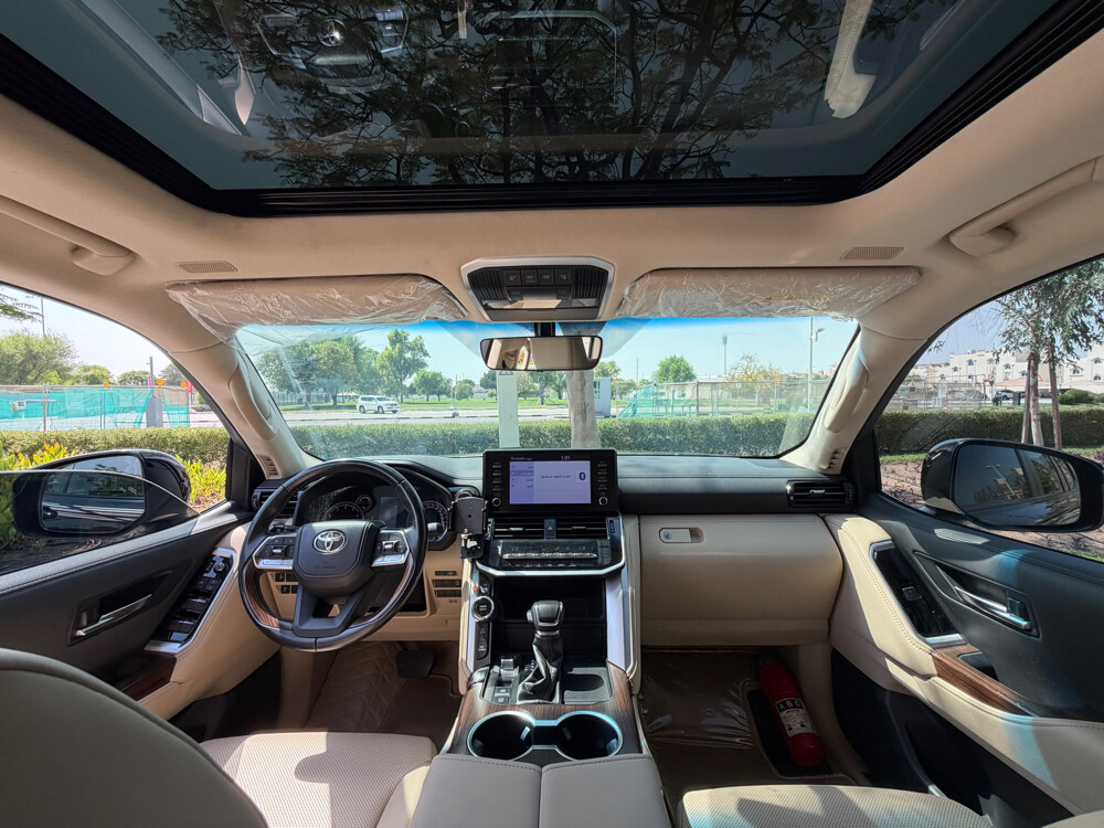 Toyota Land Cruiser GXR Twin Turbo  - 11