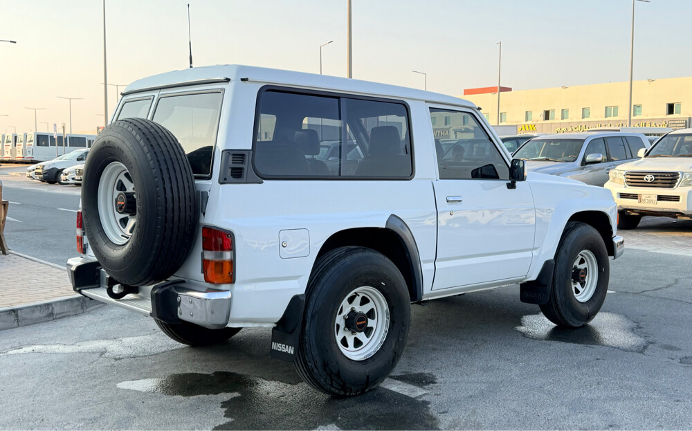 نيسان باترول موديل 1991 - 6