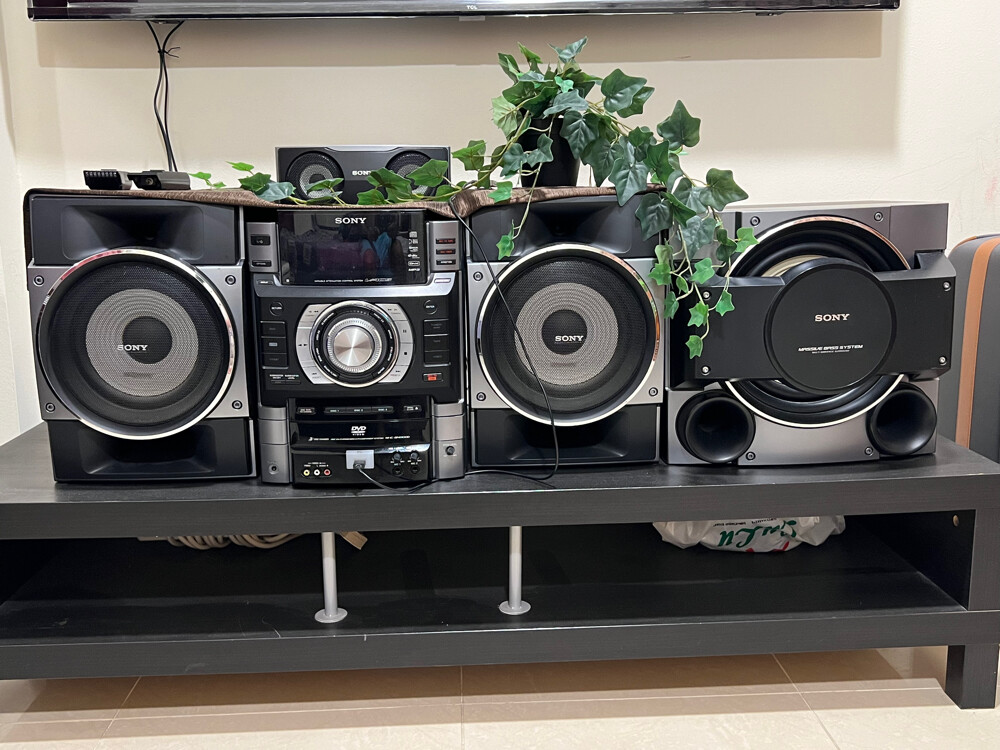 SONY HIFI MHC-GN1300D - 2