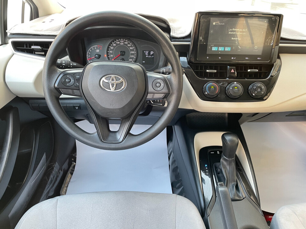 Toyota Corolla 2024 XLI 2.0 - 18