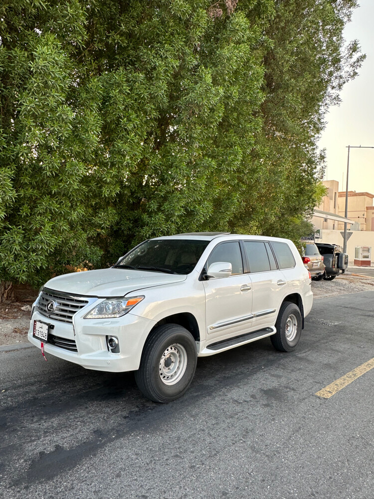 Lexus Lx 570  -2009 - 1