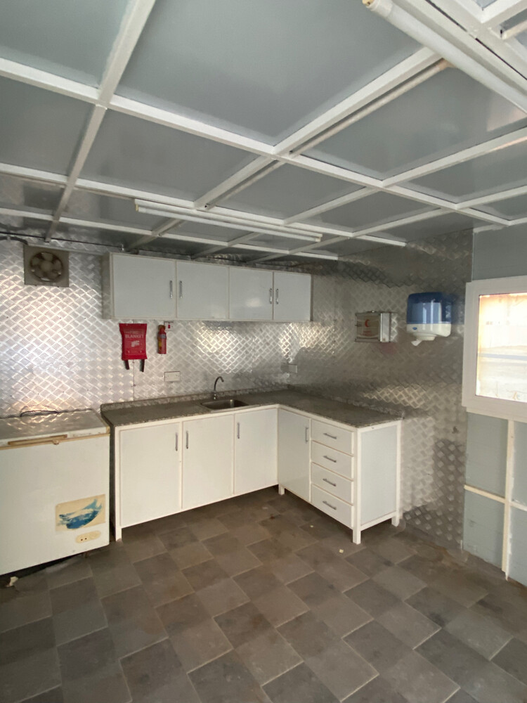 storage unit equipped with a kitch - 9