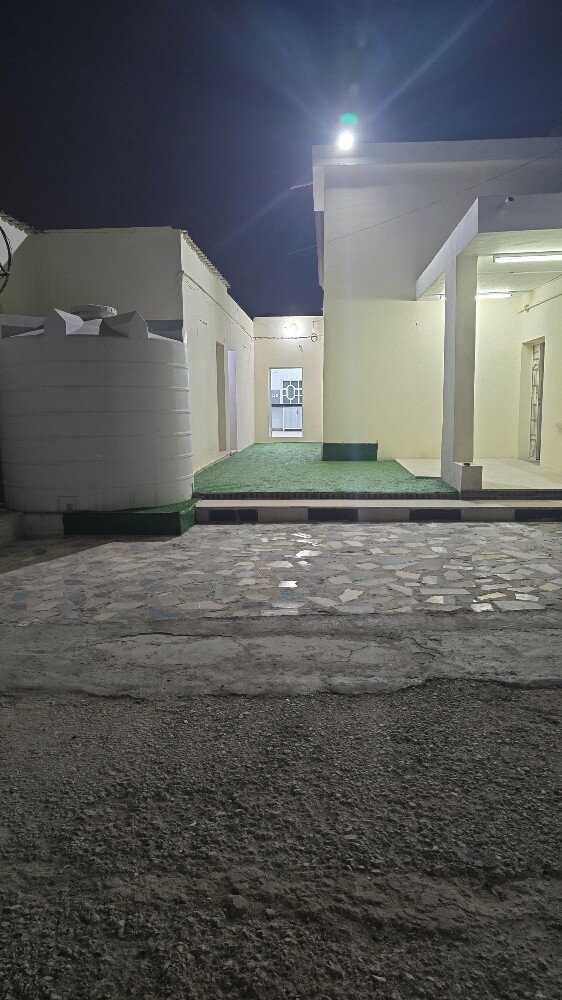Large villa for rent - 5
