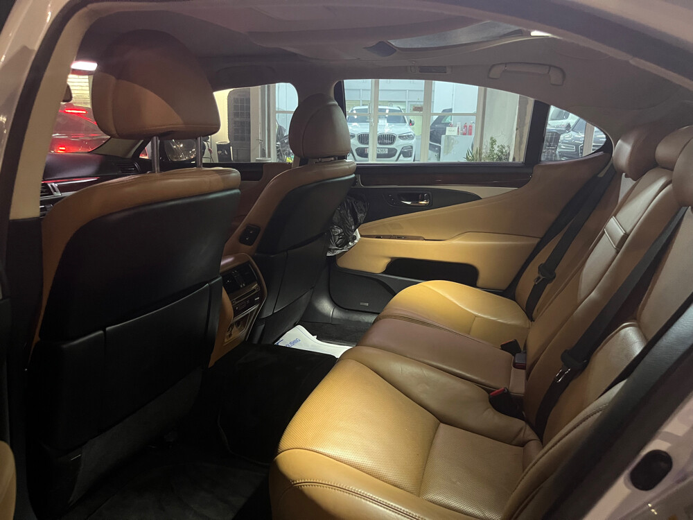 LEXUS LS460 L 2015 - 10