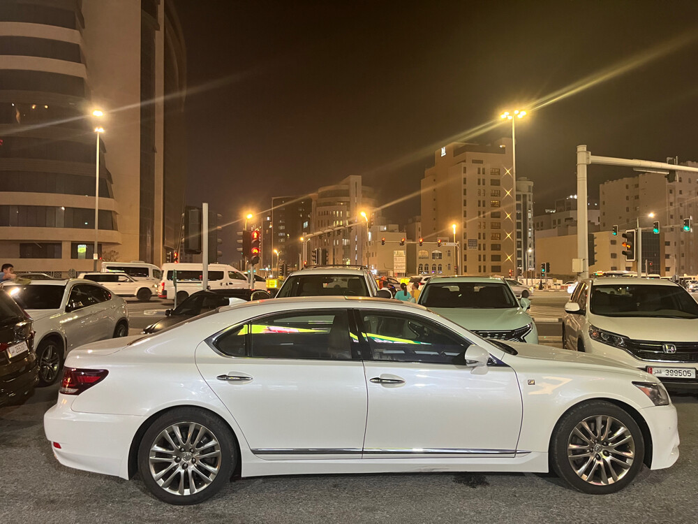 LEXUS LS460 L 2015 - 2