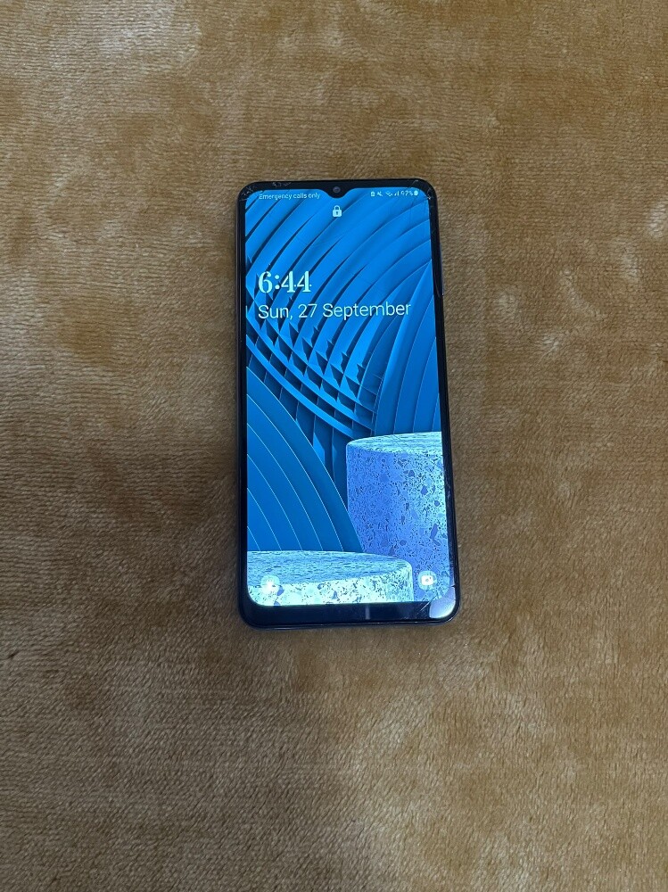 Samsung m12 - 7