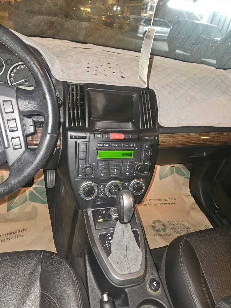 Land Rover LR2 2009 - 6