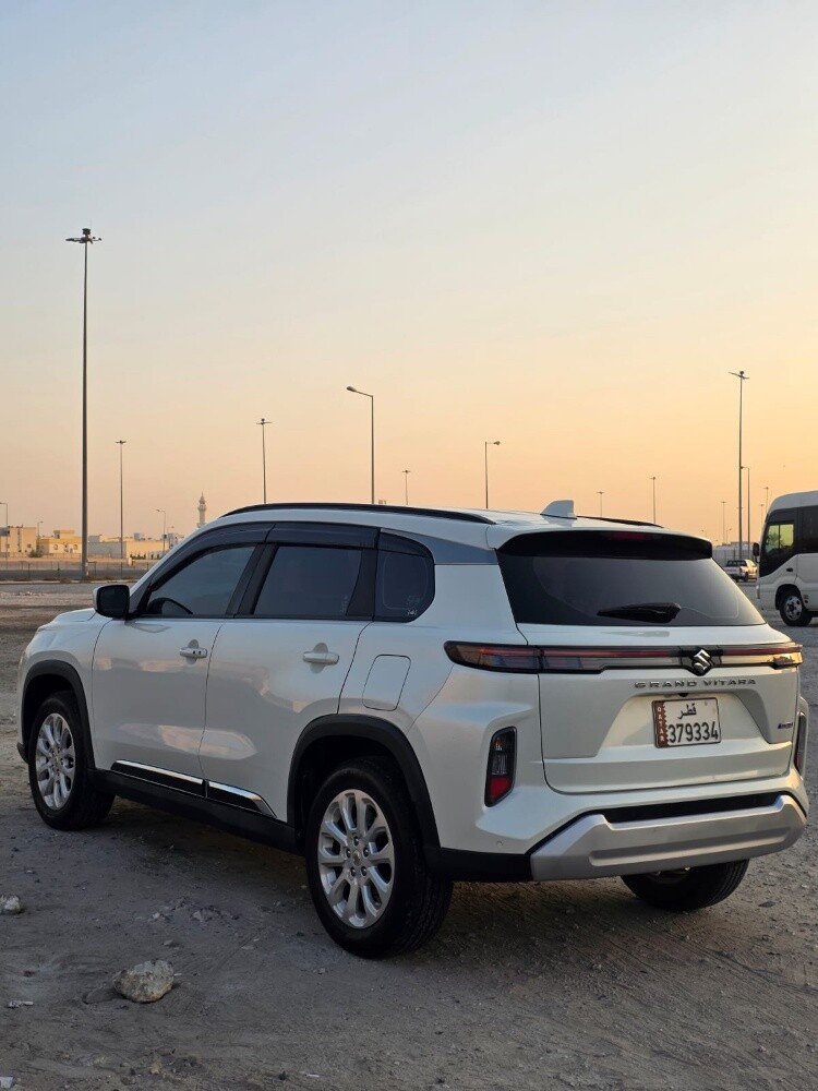 suzuki grand vitara hybrid - 6