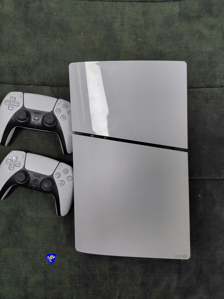 Sony PlayStation 5 digital - 1