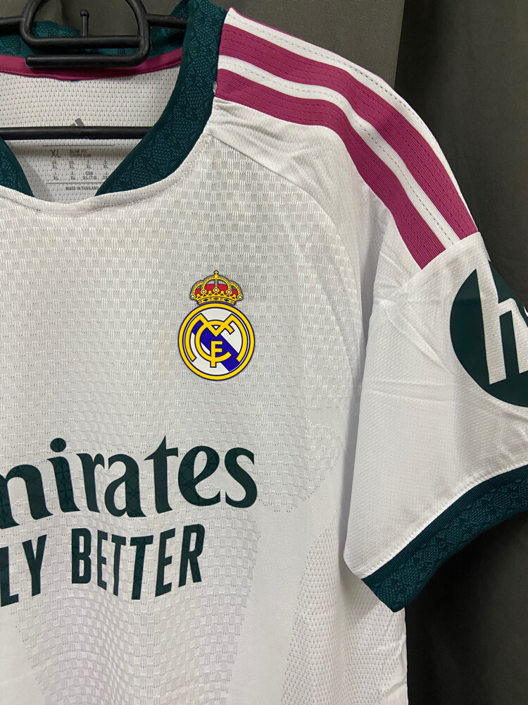Real madrid player version jersey - 3