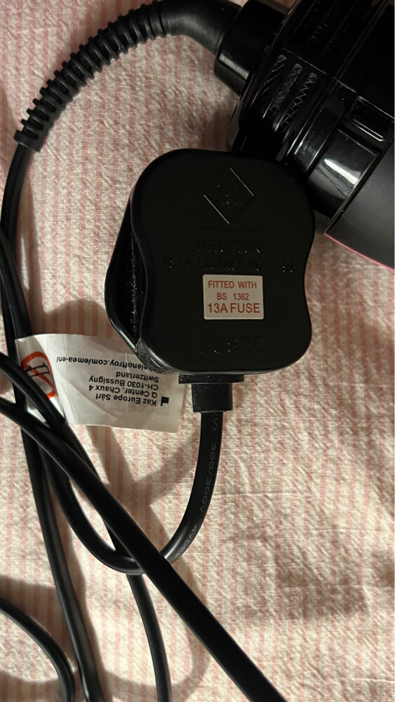 Revlon One-Step Hair Dryer & Volumi - 4