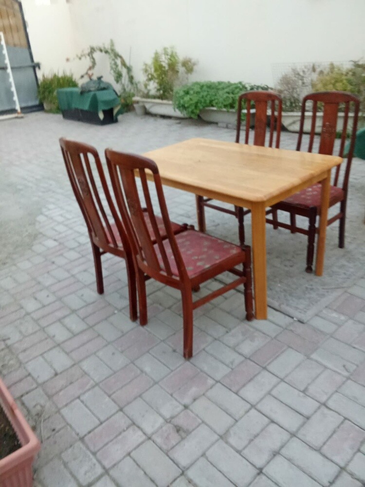 table with 4 chair - 2