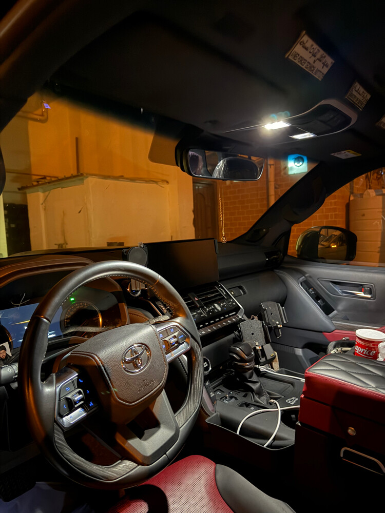 Toyota Land Cruiser - 3