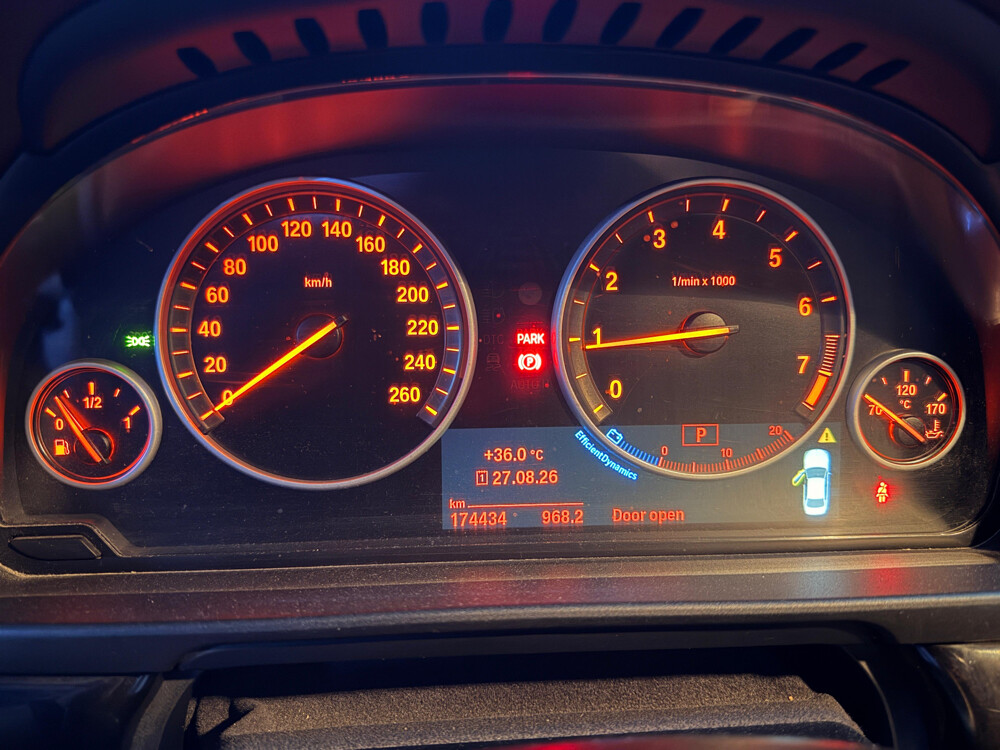 بي ام دبليو ٥٢٠ موديل ٢٠١٦ - 10