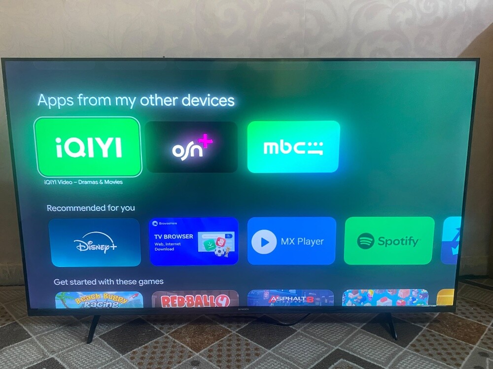 Skyworth 55 inches smart googlr tv - 1