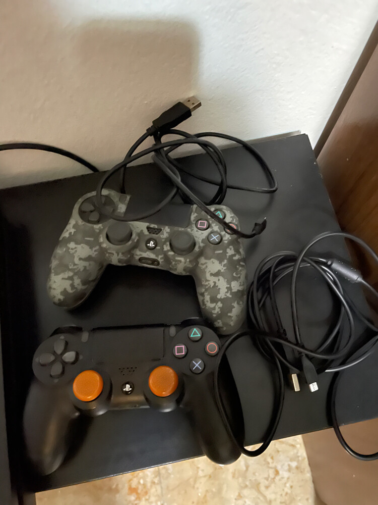 playstation 4 (negotiable price)  - 2