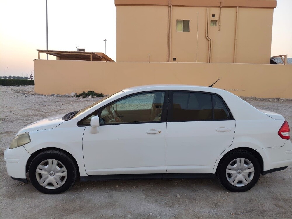 Nissan Tiida 1.8 2012 for sale - 2