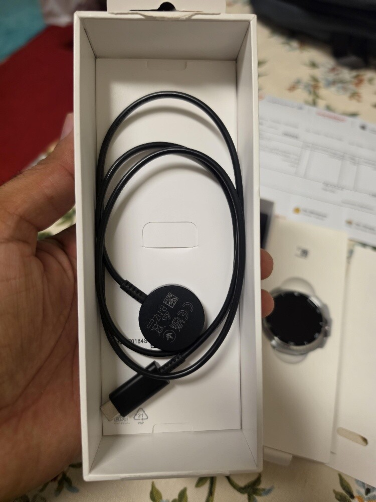 Samsung Galaxy Watch8 Classic LTE+W - 5