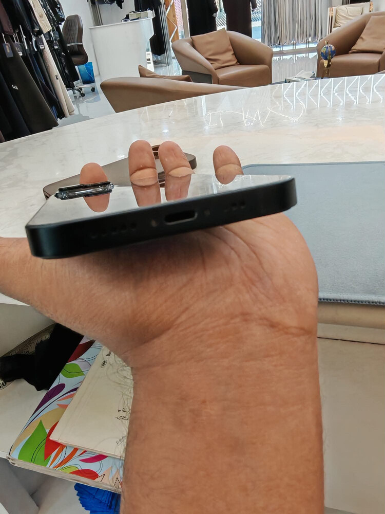 IPhone 13 - 3