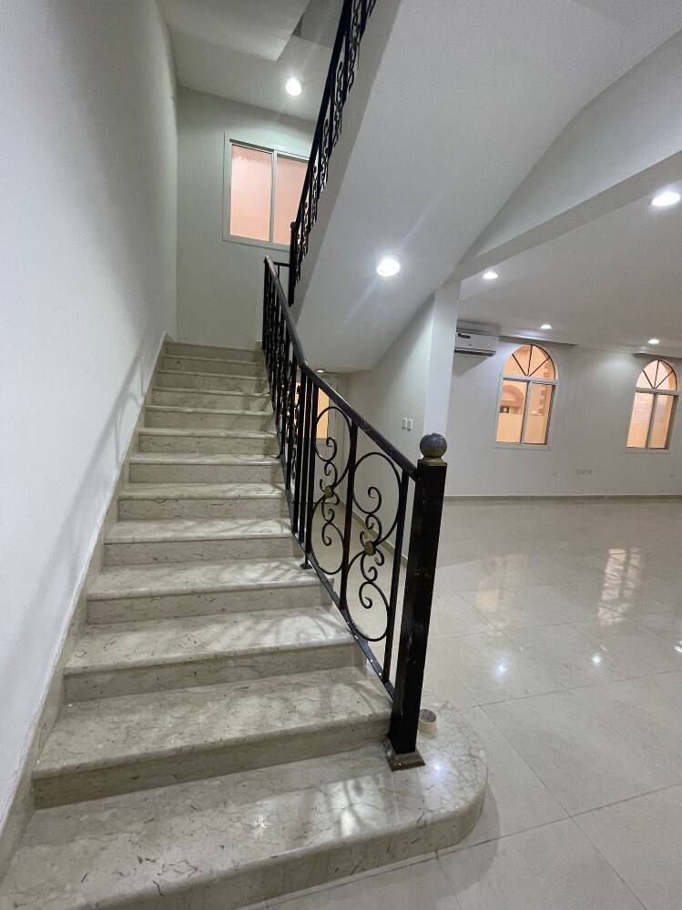 Villa for rent in Umm Qarn, excelle - 8
