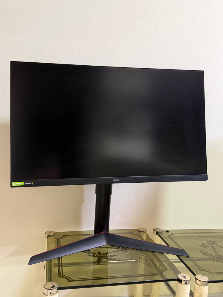 LG  gaming monitor 27 inch   - 7