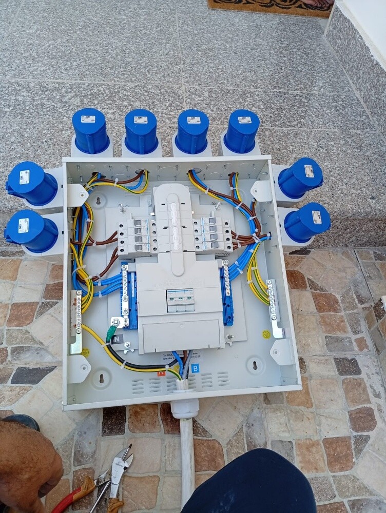 لوحة توزيع كهرباء - 3