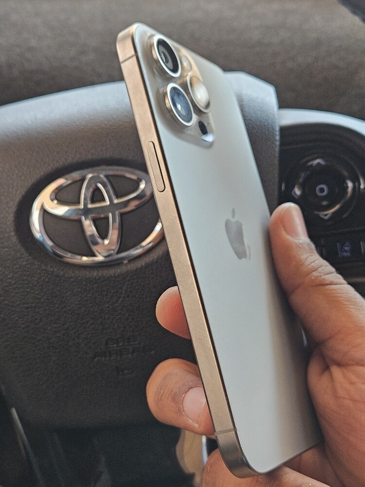 Iphone 15 Pro Max 256GB - 2