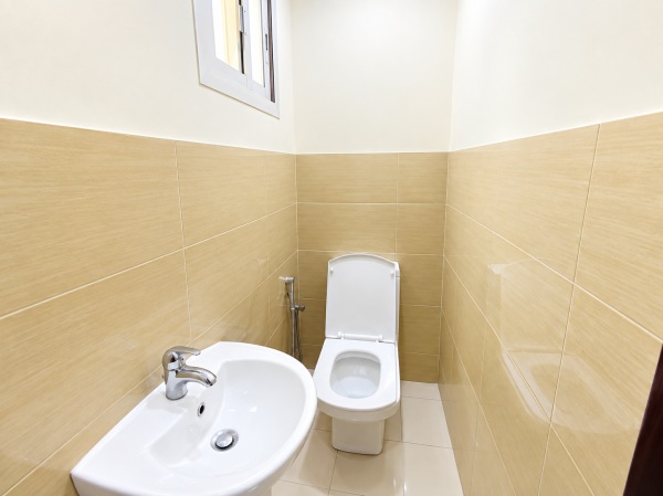 OFFICE SPACE FOR RENT  AL MUNTAZAH - 4