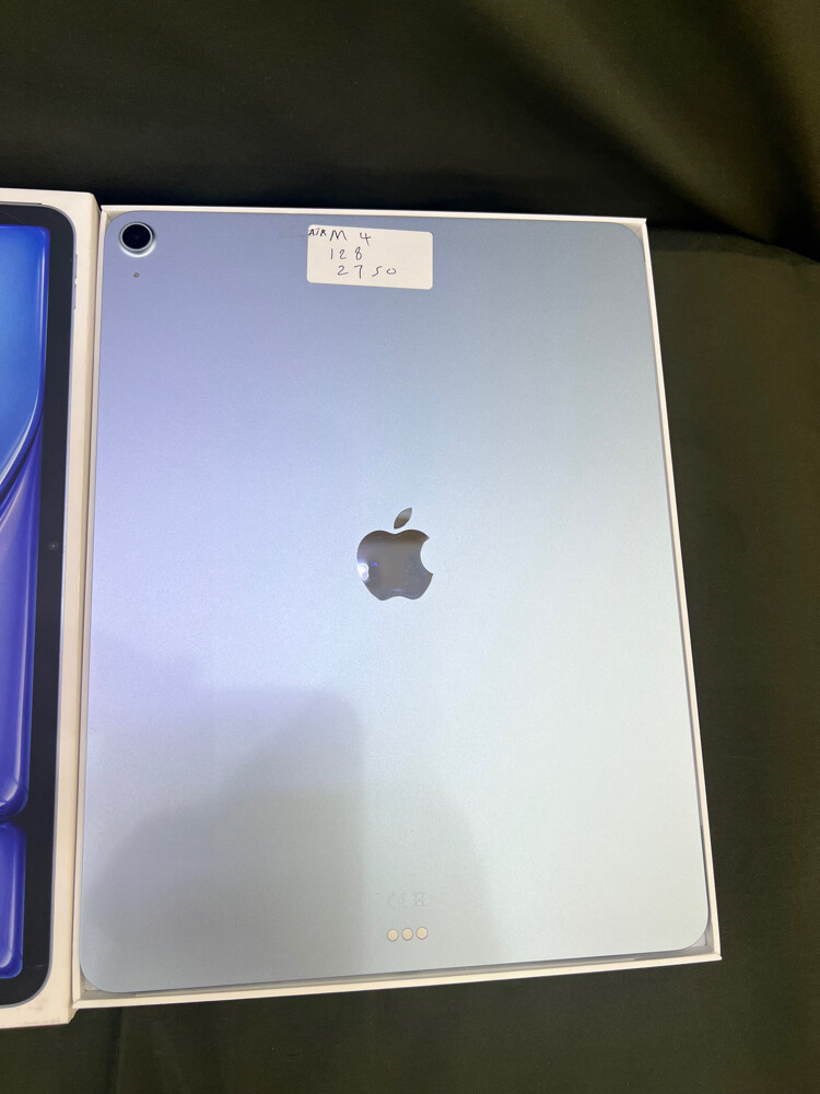 iPad Air M4 128 battery 100 - 8