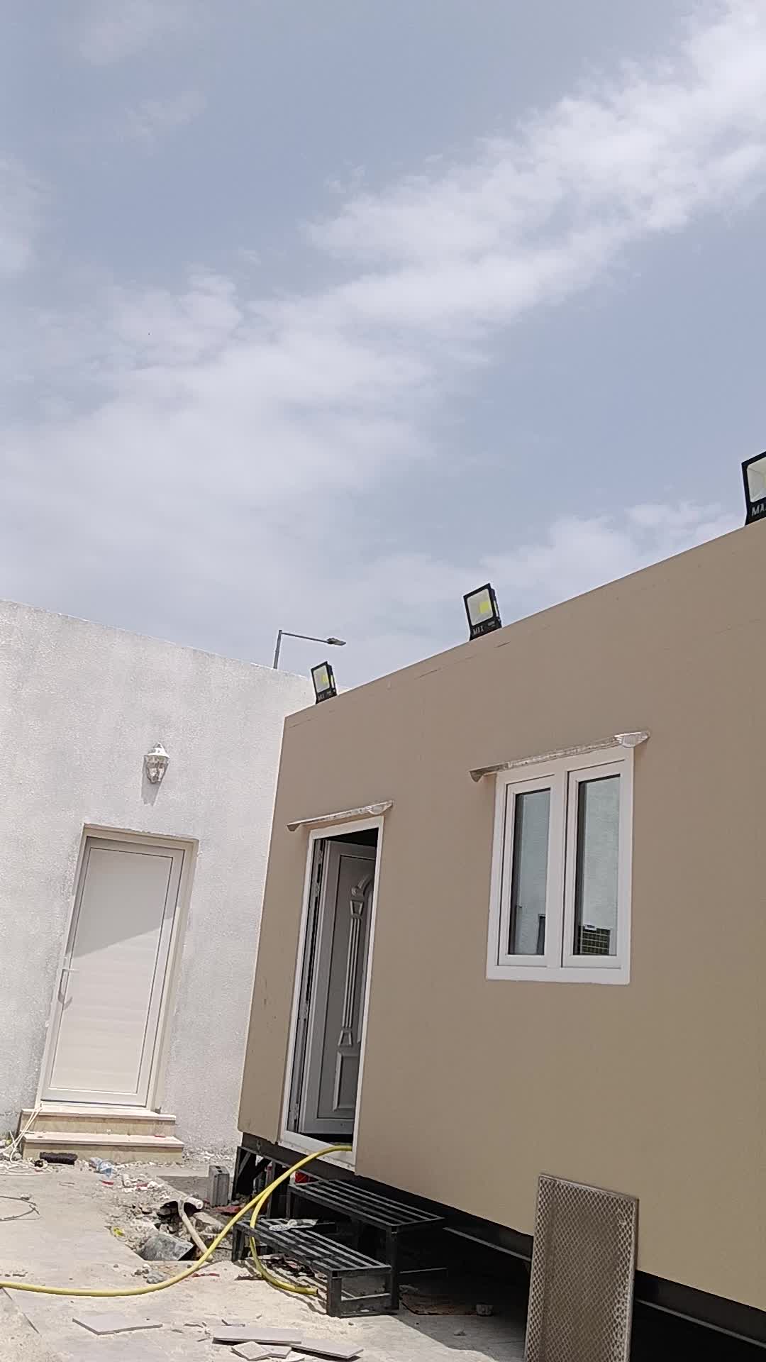 صبغ خارجى اسبليتر وجوتوشيلد ورملى - 1