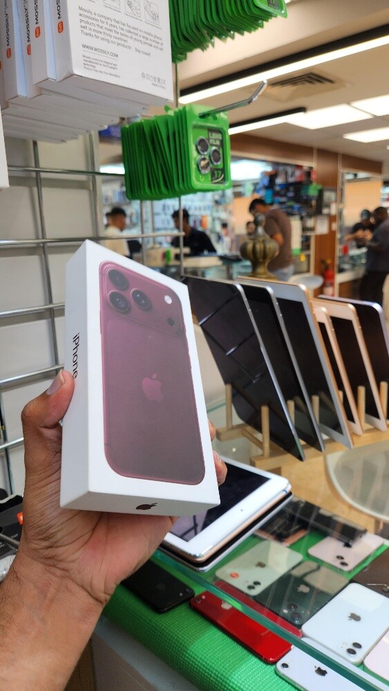 apple iphone 18 pro 256gb - 2