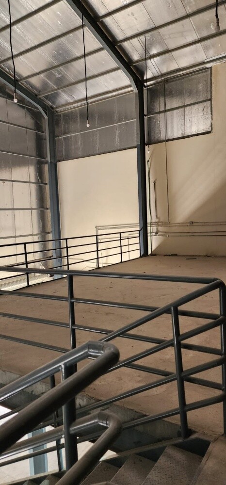 Warehouse for sale in Birkat Al Awa - 4