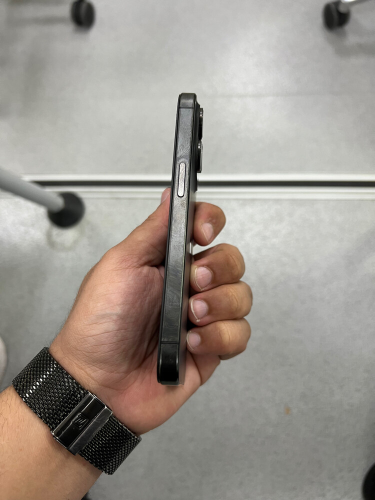 iPhone 15 Pro - 4