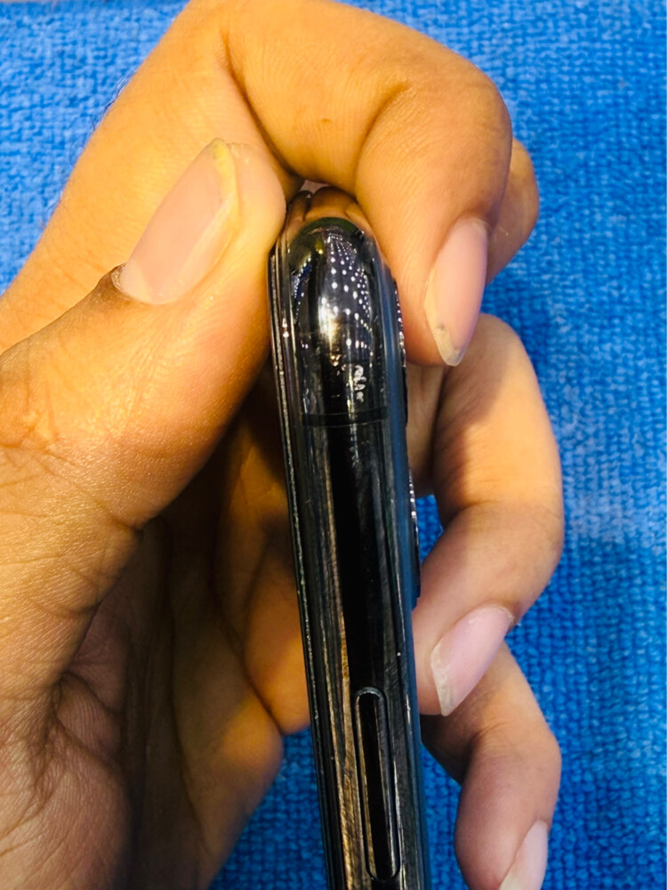 i Phone 11 Pro - 4