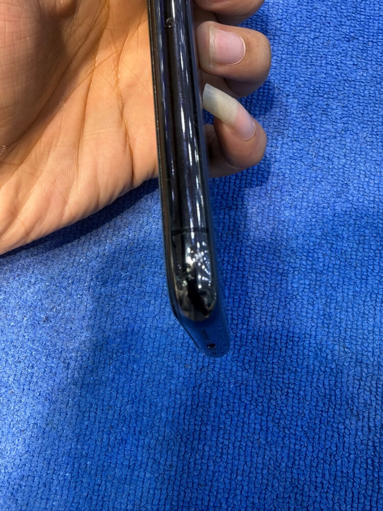 i Phone 11 Pro - 2