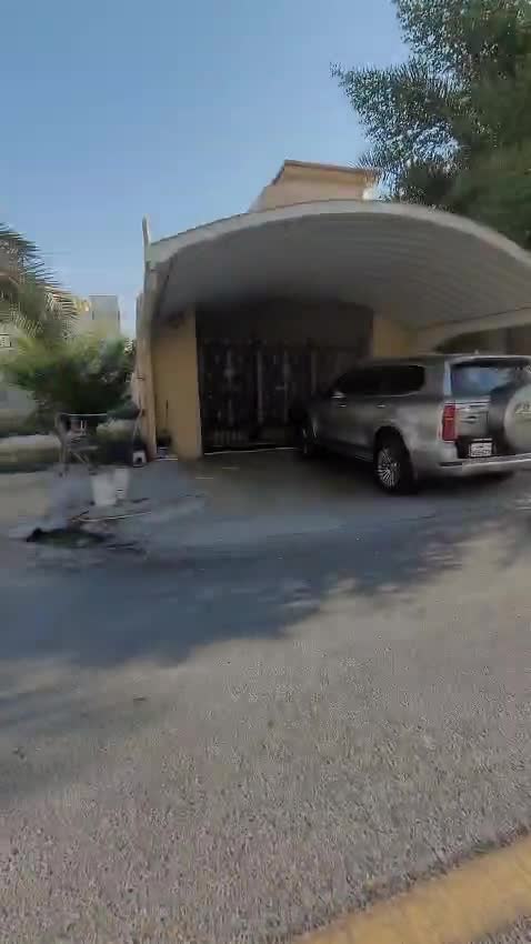 للبيع فيلاأم صلال على بمجلس خارجى - 3