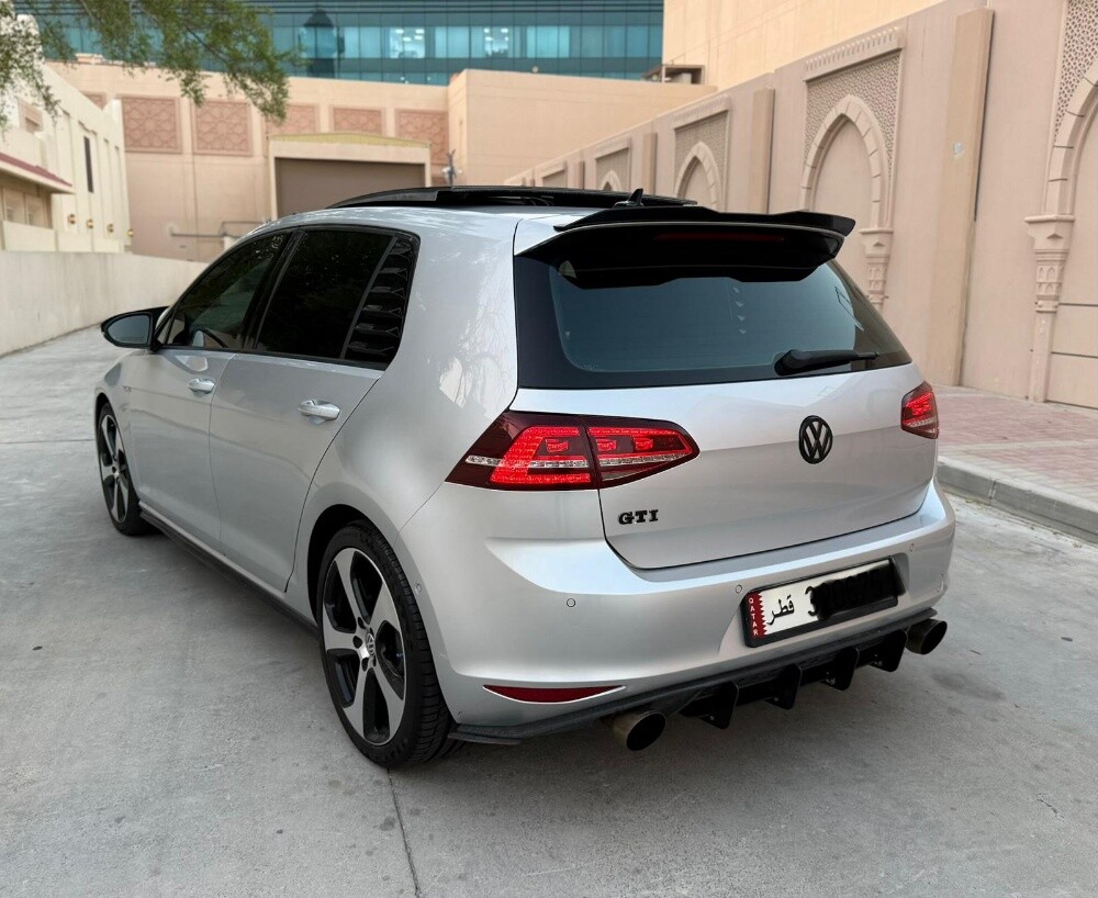 VW GOLF GTI - 13