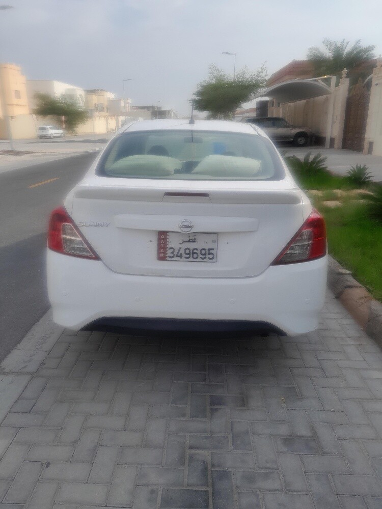 Nissan - 2
