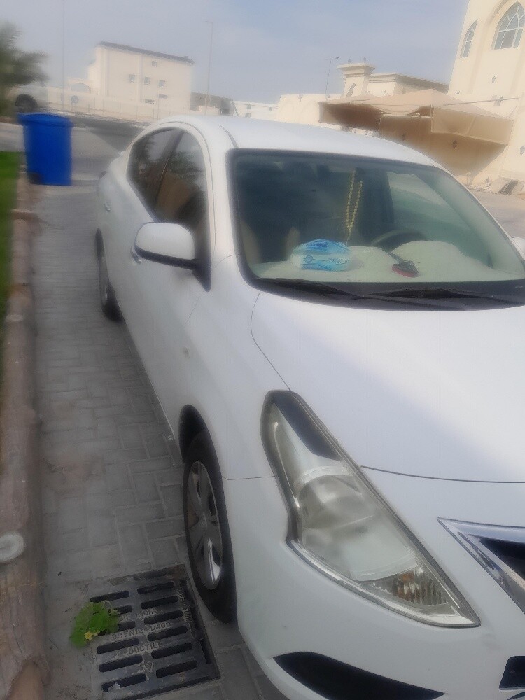 Nissan - 3