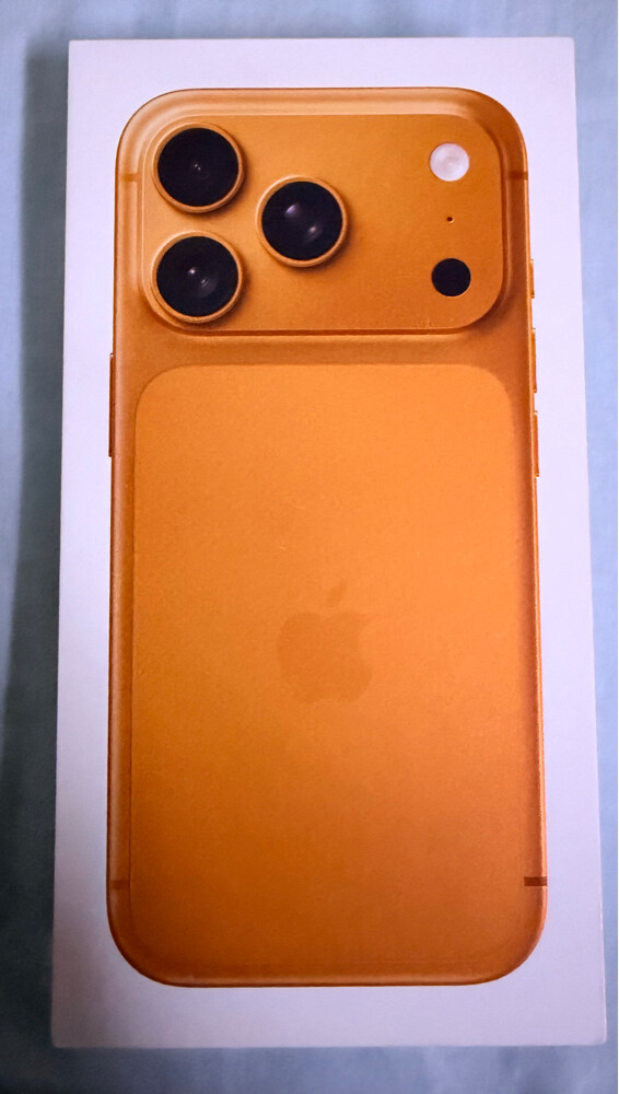 IPHONE 17 PRO. 1 TB - 4