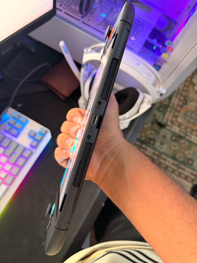 Nintendo Switch 2 with complete acc - 4