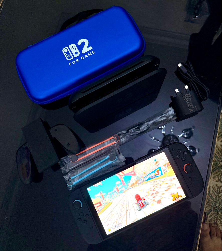 Nintendo Switch 2 with complete acc - 7