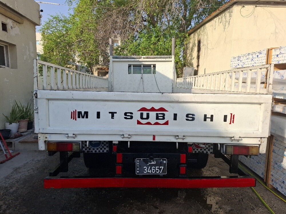 ميتسوبيشى كانتر - 3