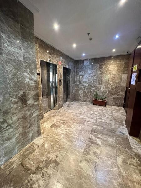 Fully Furnished 2BHK near Corniche - 9