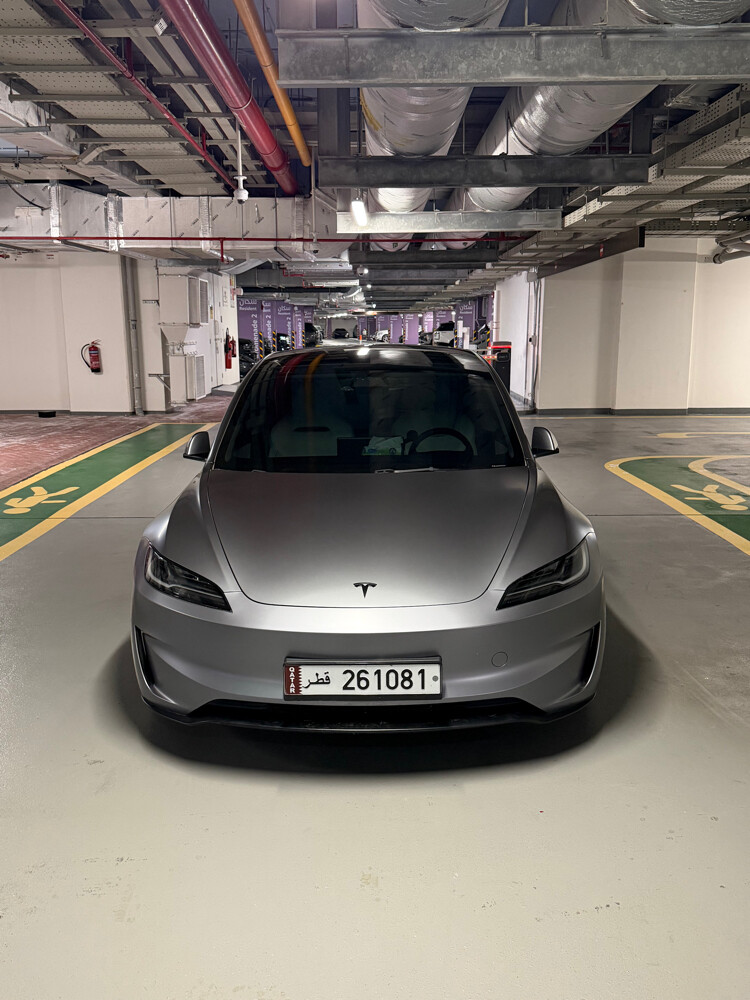 Tesla model 3 - 1