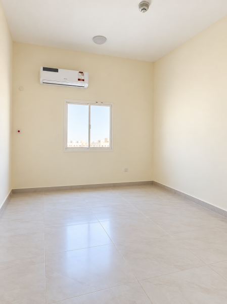 For Rent | Fully Equipped Food str - 4