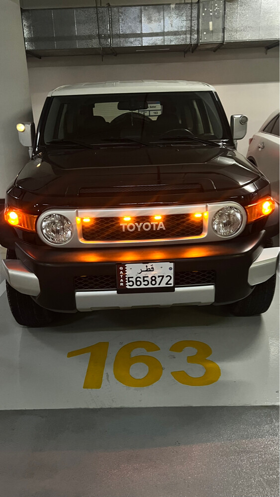 very good condition  fj cruiser - 1