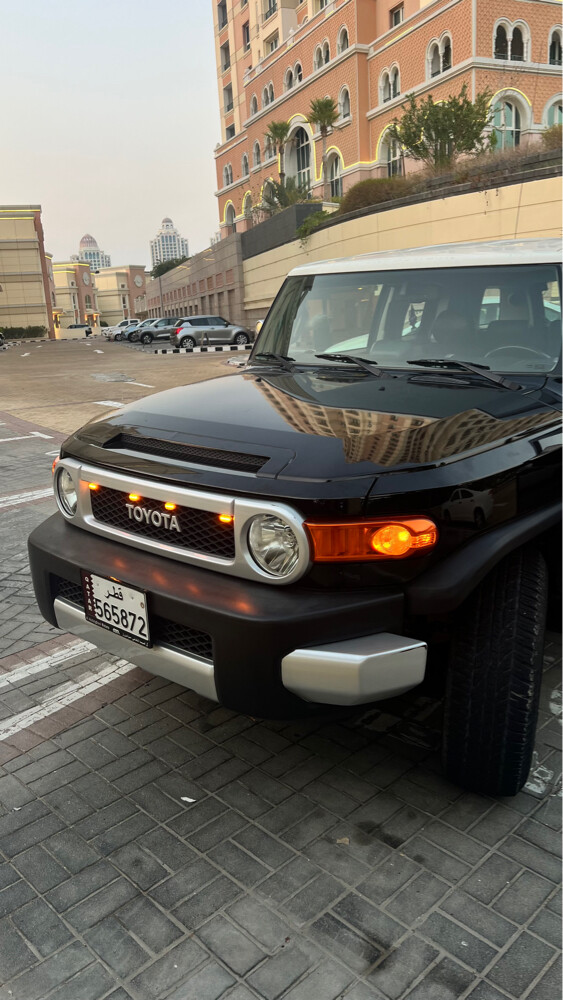very good condition  fj cruiser - 6